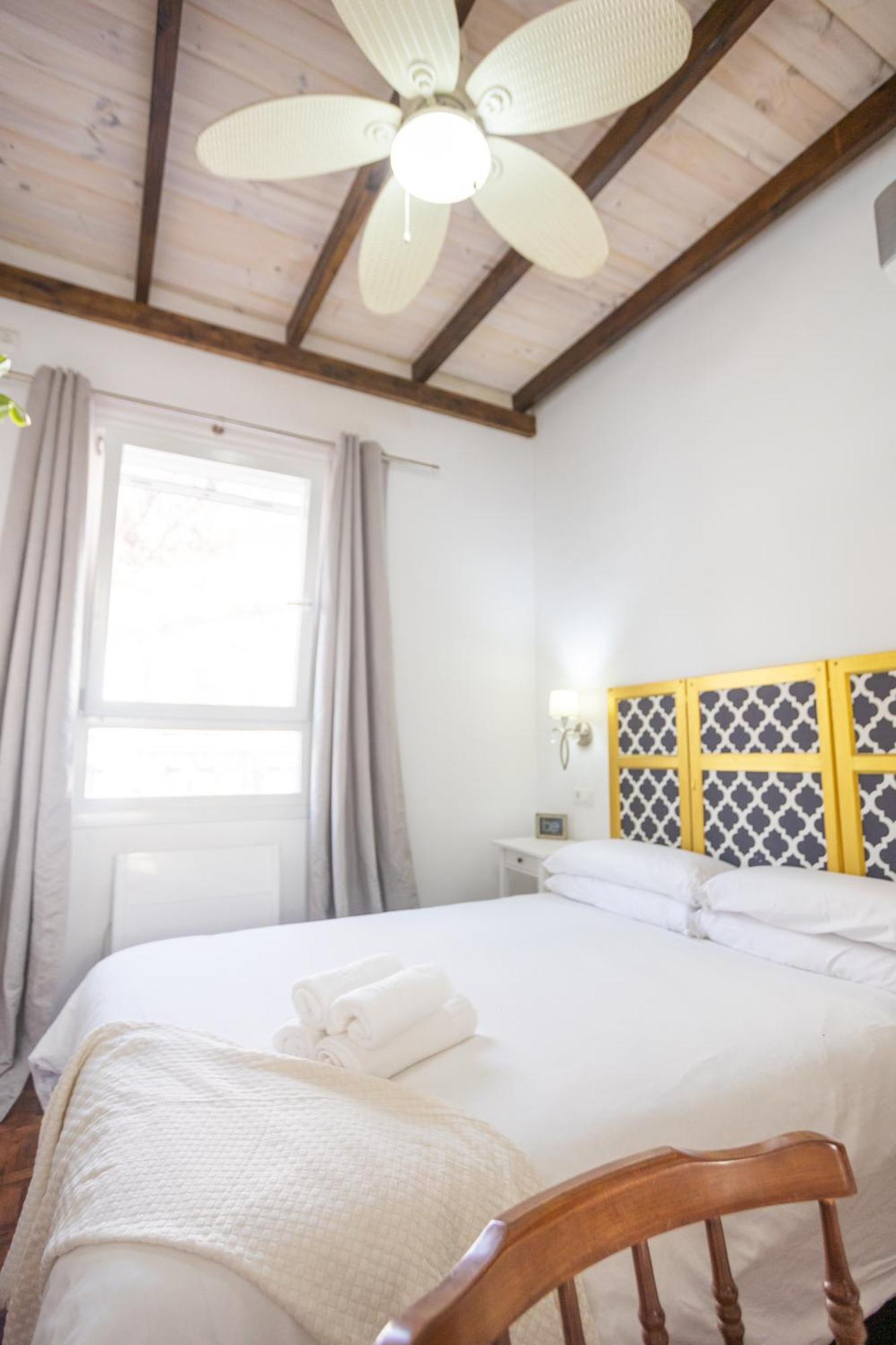 Naim Guest House Malaga Centro Exterior photo