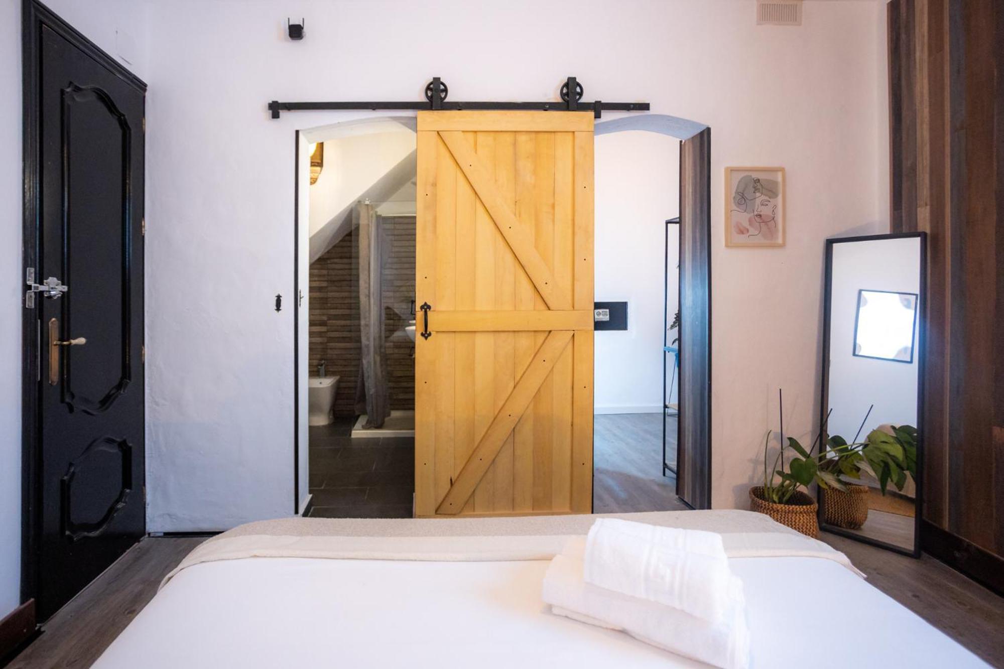 Naim Guest House Malaga Centro Exterior photo